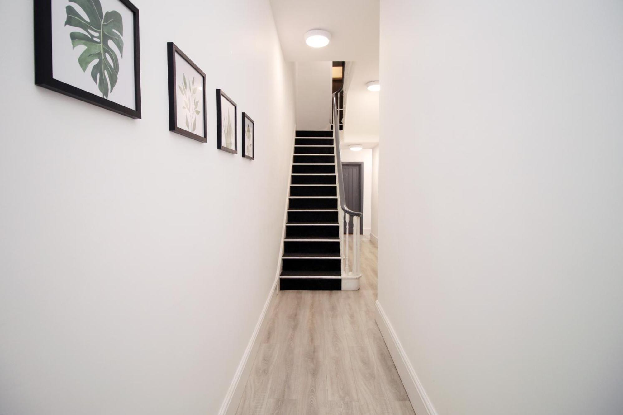 Fully Equipped Kitchen, Parking, City Centre Swansea Ngoại thất bức ảnh