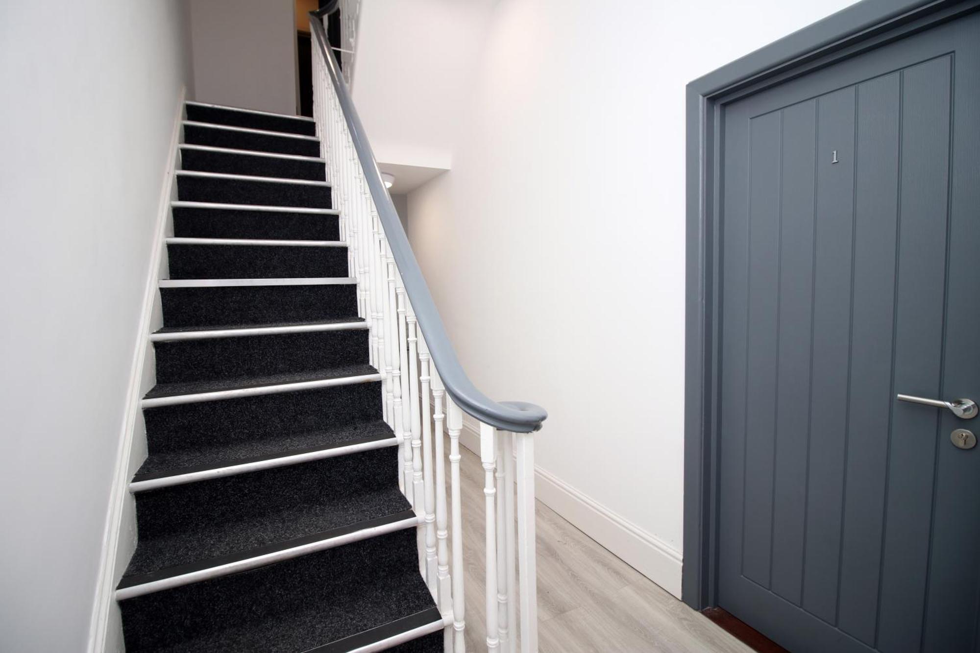 Fully Equipped Kitchen, Parking, City Centre Swansea Ngoại thất bức ảnh
