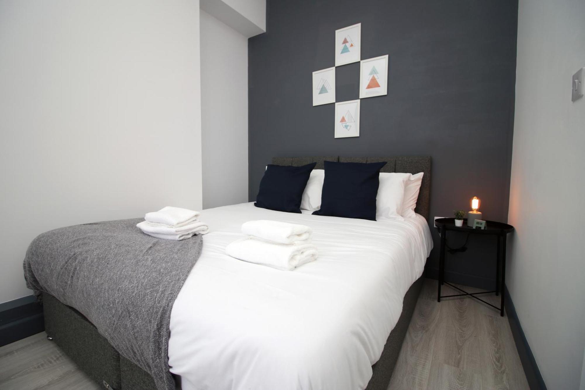 Fully Equipped Kitchen, Parking, City Centre Swansea Ngoại thất bức ảnh