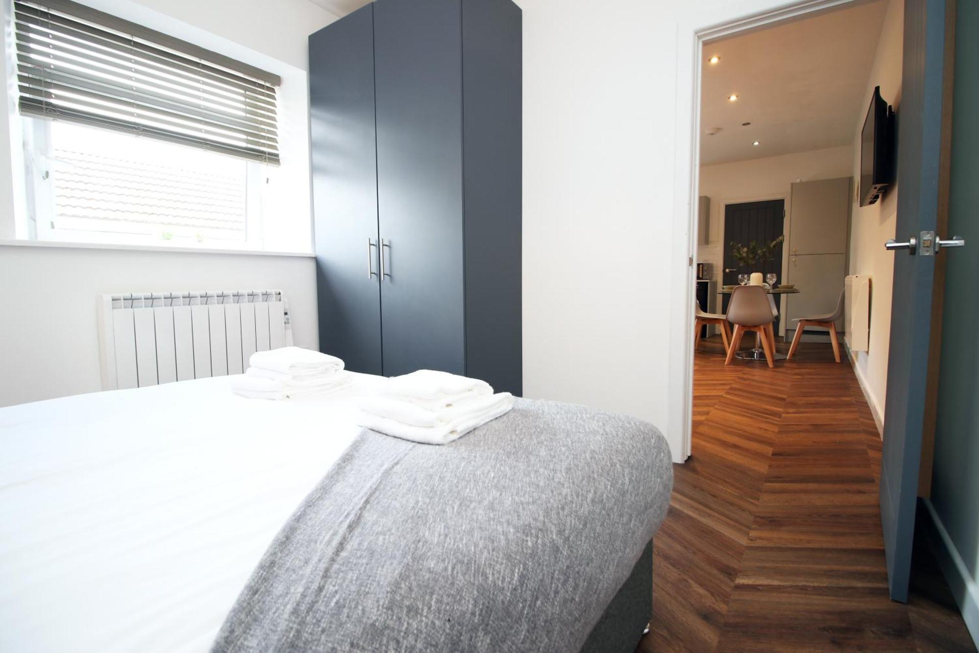 Fully Equipped Kitchen, Parking, City Centre Swansea Ngoại thất bức ảnh