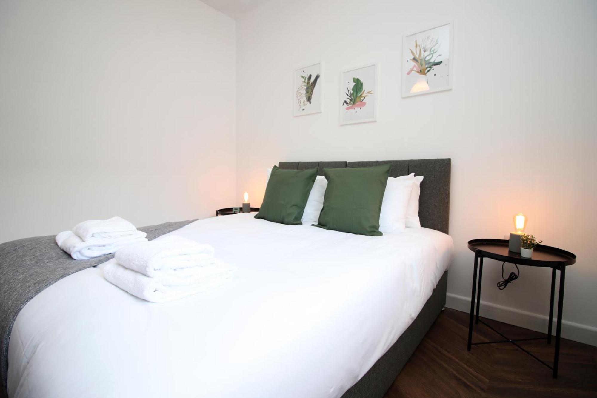 Fully Equipped Kitchen, Parking, City Centre Swansea Ngoại thất bức ảnh