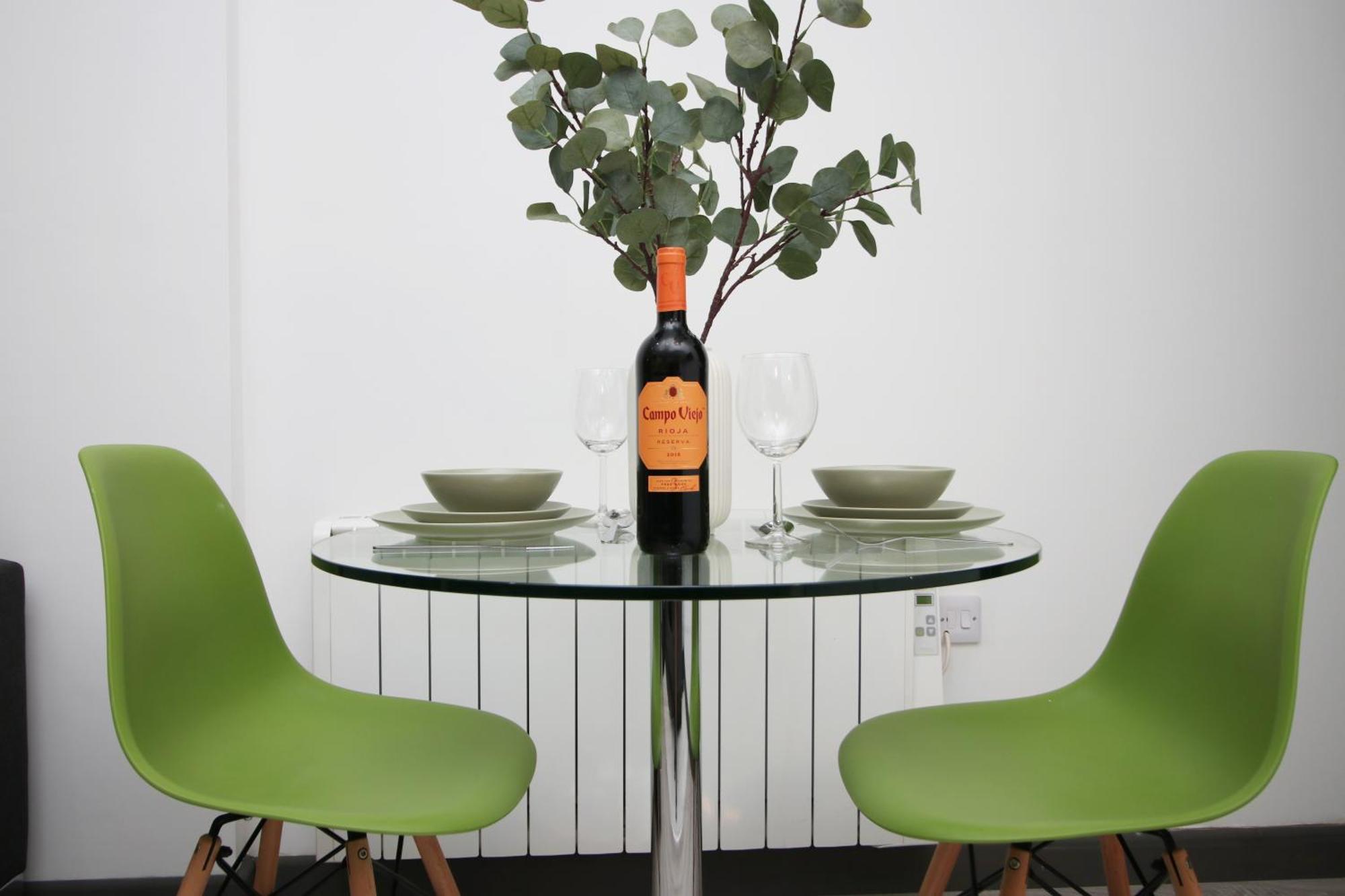 Fully Equipped Kitchen, Parking, City Centre Swansea Ngoại thất bức ảnh