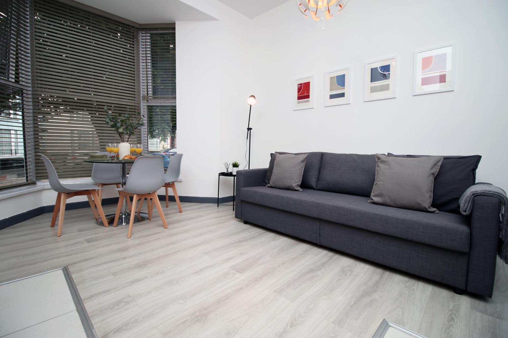 Fully Equipped Kitchen, Parking, City Centre Swansea Ngoại thất bức ảnh