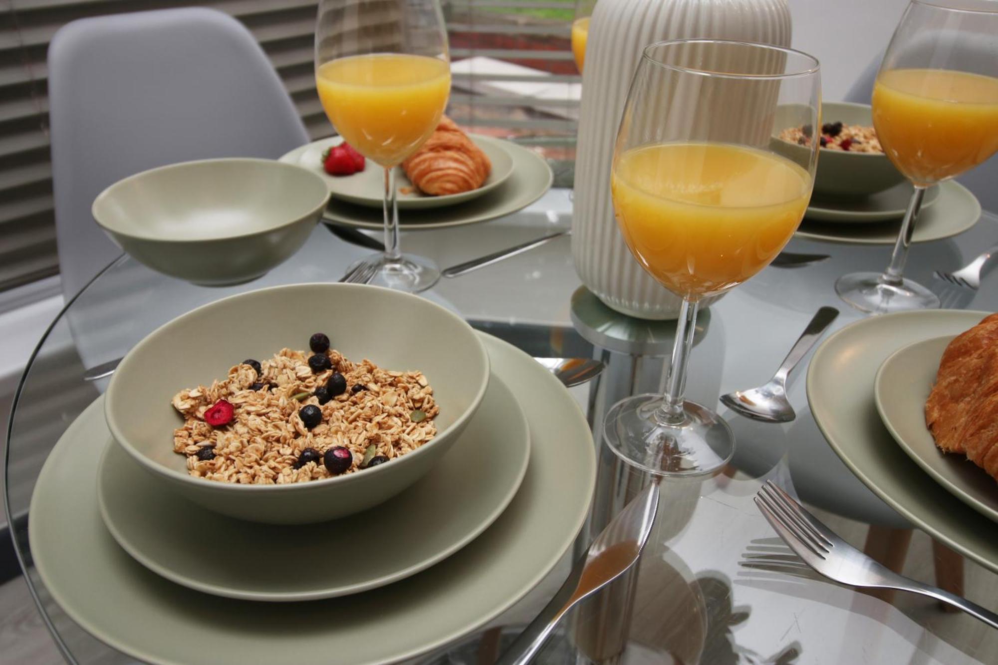 Fully Equipped Kitchen, Parking, City Centre Swansea Ngoại thất bức ảnh